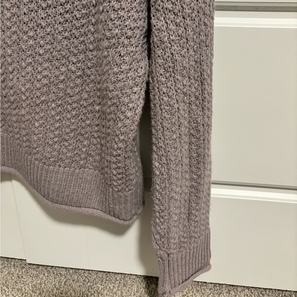 ✨ SWEATER ✨ - Picture 5 of 6